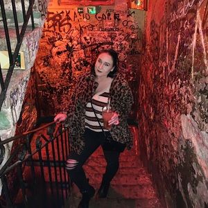 Meet your Posher, Jayde